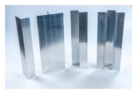 CONPRO-F Fassadenprofile pressblank – Abbildung aus dem Fassaden-Katalog 24/25