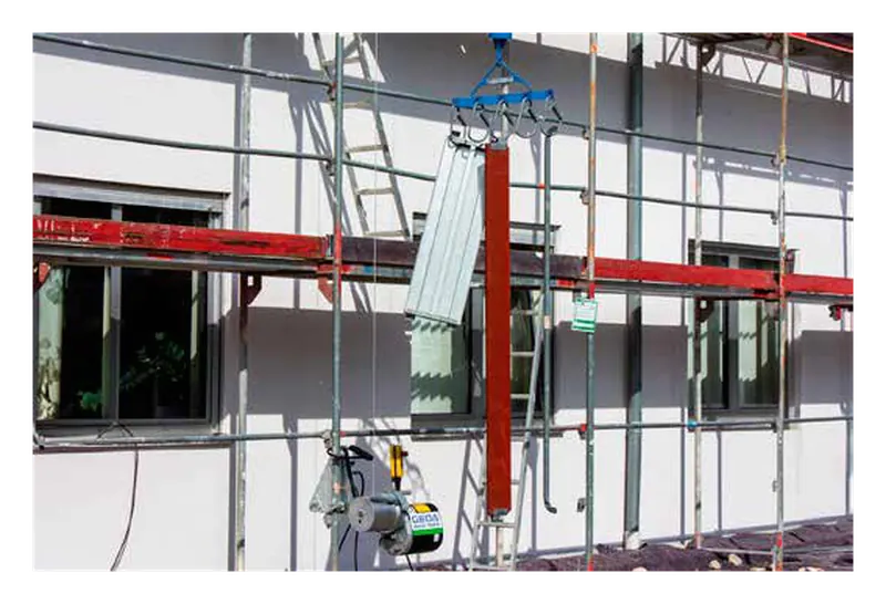 Seilaufzug GEDA – Abbildung aus dem redbau-Katalog 25/26